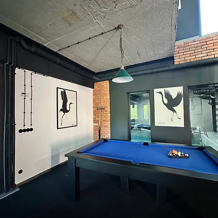 Dom W Zatoce بيكي